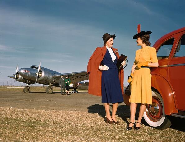 Уникални ретро фотографии връщат цветовете на 40-те години