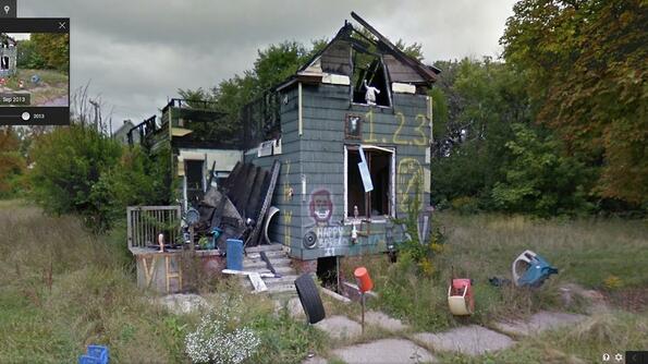 Как Google Street View показва разрушението на градовете