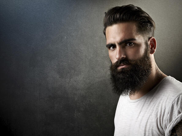 ВИДЕО: Едногодишната епопея на една мъжка брада