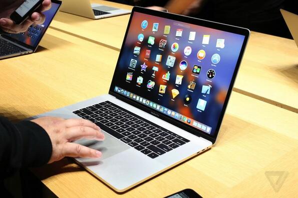 Apple показа новия си MacBook Pro