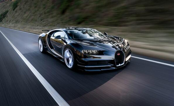 Bugatti Chiron: от 0 до 400 км/ч и обратно за минута!