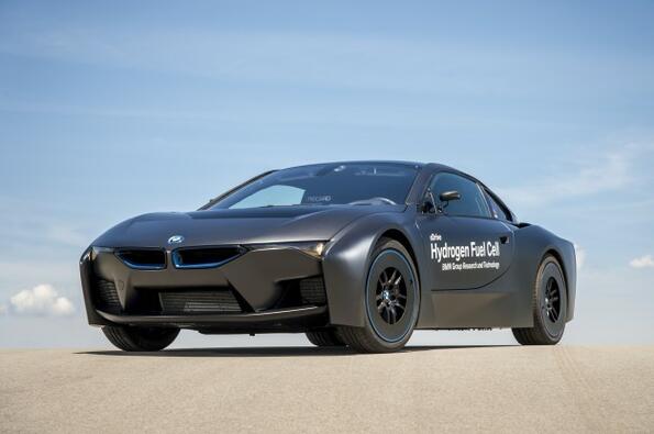 Водородното BMW ще е факт до 4 години!