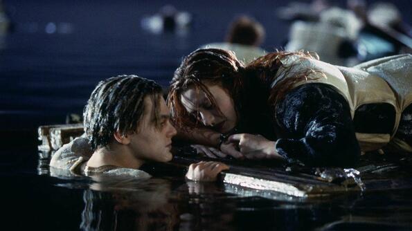 Джеймс Камерън разкри истинската причина за смъртта на Джак в "Титаник"?