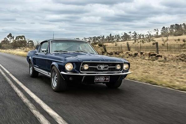 Ford прави нестандартен Mustang