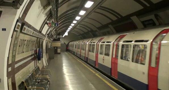Как се е строило метрото в Лондон: видео екскурзия в миналото!