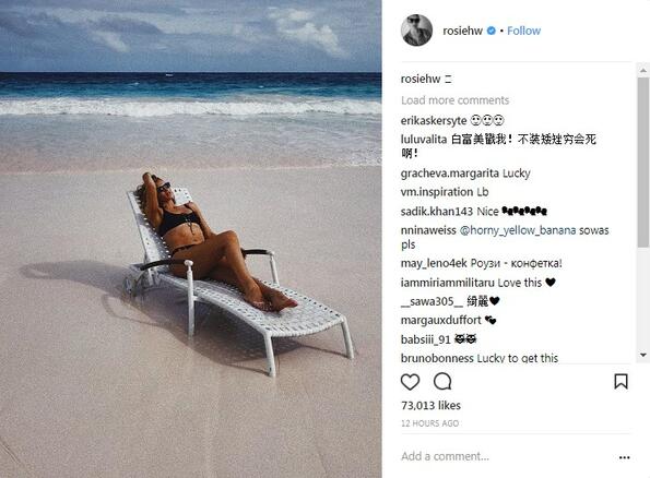 Годеницата на Джейсън Стейтъм показа секси тяло на плажа
