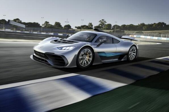 Виж най-накрая уникалния Mercedes Project One в движение!