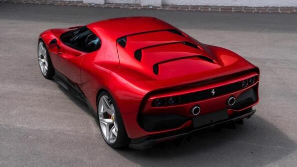 Едно Ferrari с цвят червен: новият SP38!