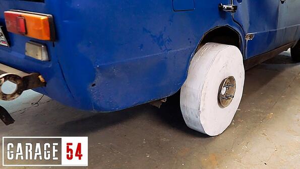 Може ли да се направи автомобилна гума от хартия?