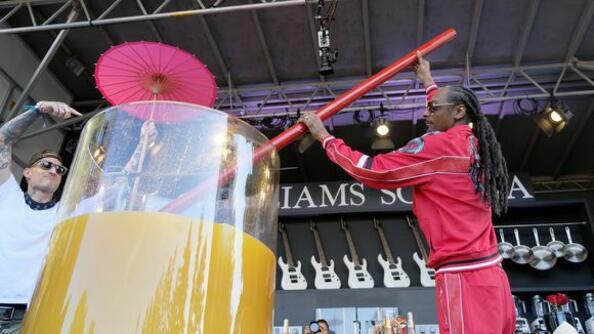 Важните новини днес: Snoop Dogg счупи световен рекорд