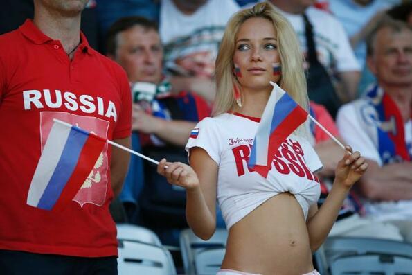 Интересът към рускините в Tinder скочи по време на Световното по футбол