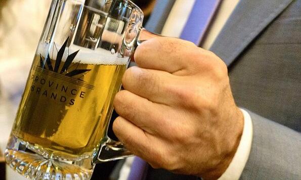 Канадска пивоварна вади първата в света бира от канабис