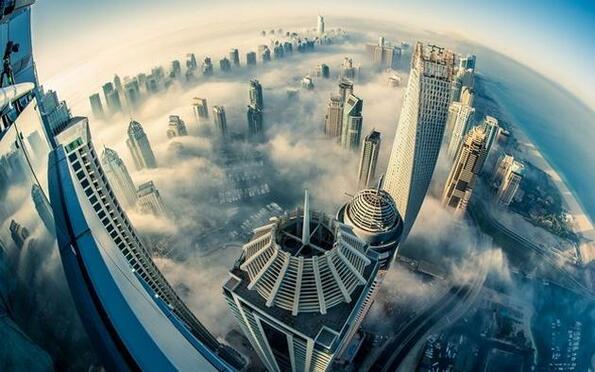 Странните неща, които можете да видите всеки ден в Дубай