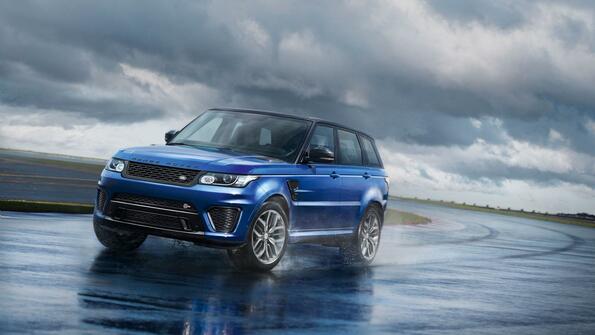 Новият Range Rover Sport SVR е тук