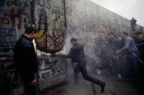 25 години от разрушаването на Берлинската стена