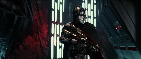Какво ново около "Star Wars: Силата се пробужда"?