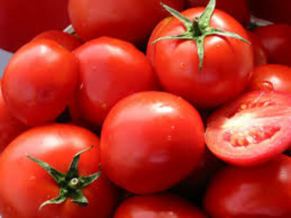 Тез червени домати