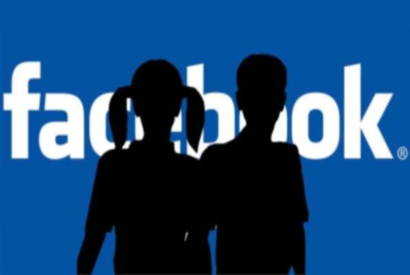  Facebook ни телепортира след 10 години