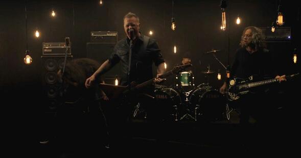 Клип на деня: новата песен от новия албум – Metallica — Moth Into Flame