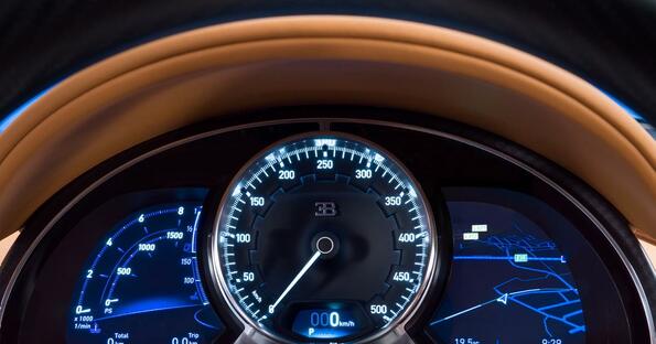 Видео: Bugatti Chiron 351 км/ч за 21 секунди