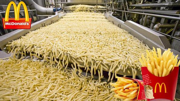 Ето как се правят картофките на МакДоналдс (ВИДЕО)