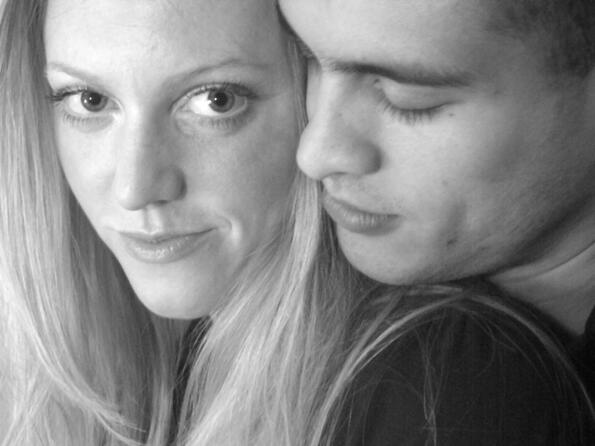 Вие можете да ѝ върнете усмивката