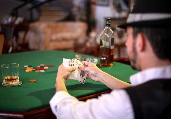 Защо мъжете играят по-често казино игри от жените?