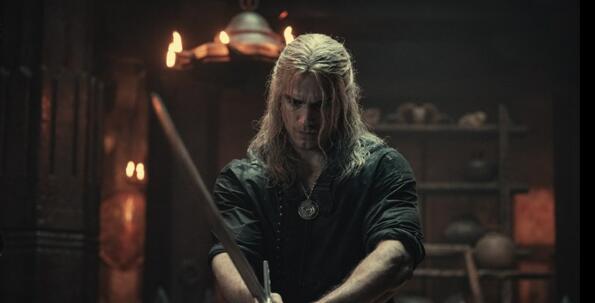Лиъм Хемсуърт ще поеме главната роля в The Witcher на мястото на Хенри Кавил