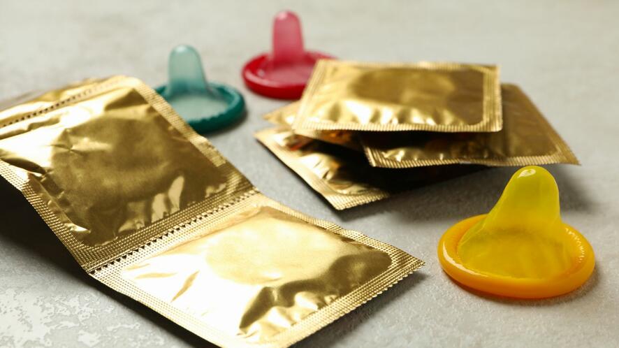 Китай налага 13% данък върху презервативите, за да увеличи раждаемостта