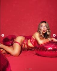 Гери-Никол ни взриви със снимки 18+