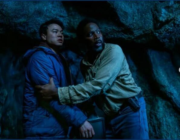 "FROM"е подновен за пети сезон + НОВИ СНИМКИ