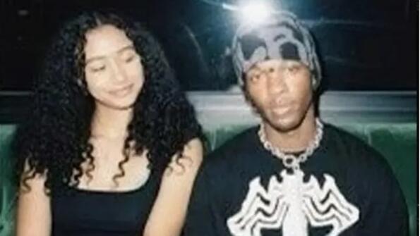 Певецът D4Vd е арестуван за убийството на тийнейджърка, намерена мъртва в неговата Тесла