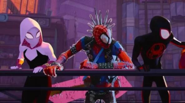 Нови светове със Спайдърмен: Орен Узиел загатва за още тайни проекти