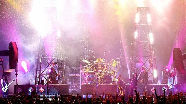 ВИДЕО: Феновете на Korn ще намразят новия им албум