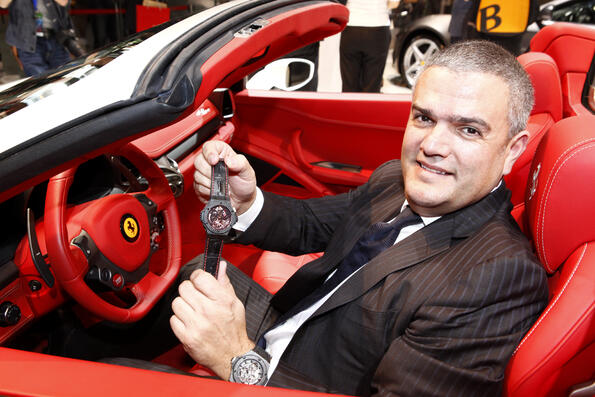 Часовникът на Hublot и Ferrari