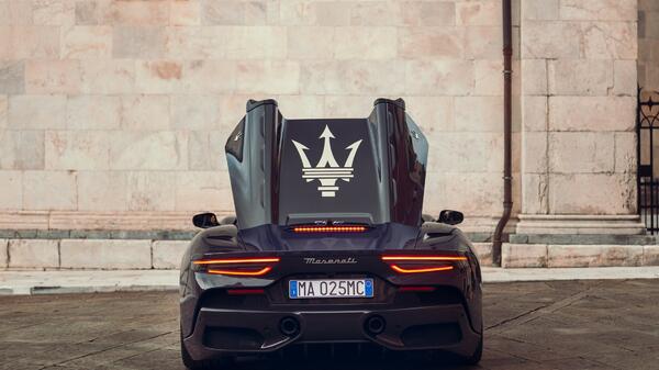 Maserati: 111-и рожден ден преди Годината на Tризъбеца