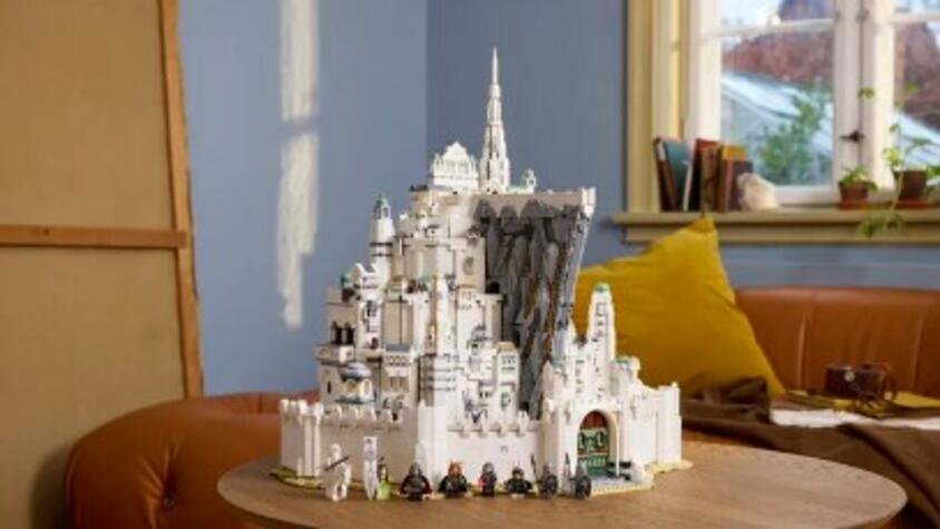 Lego обяви най-големия комплект „Властелинът на пръстените“ с 8278 части